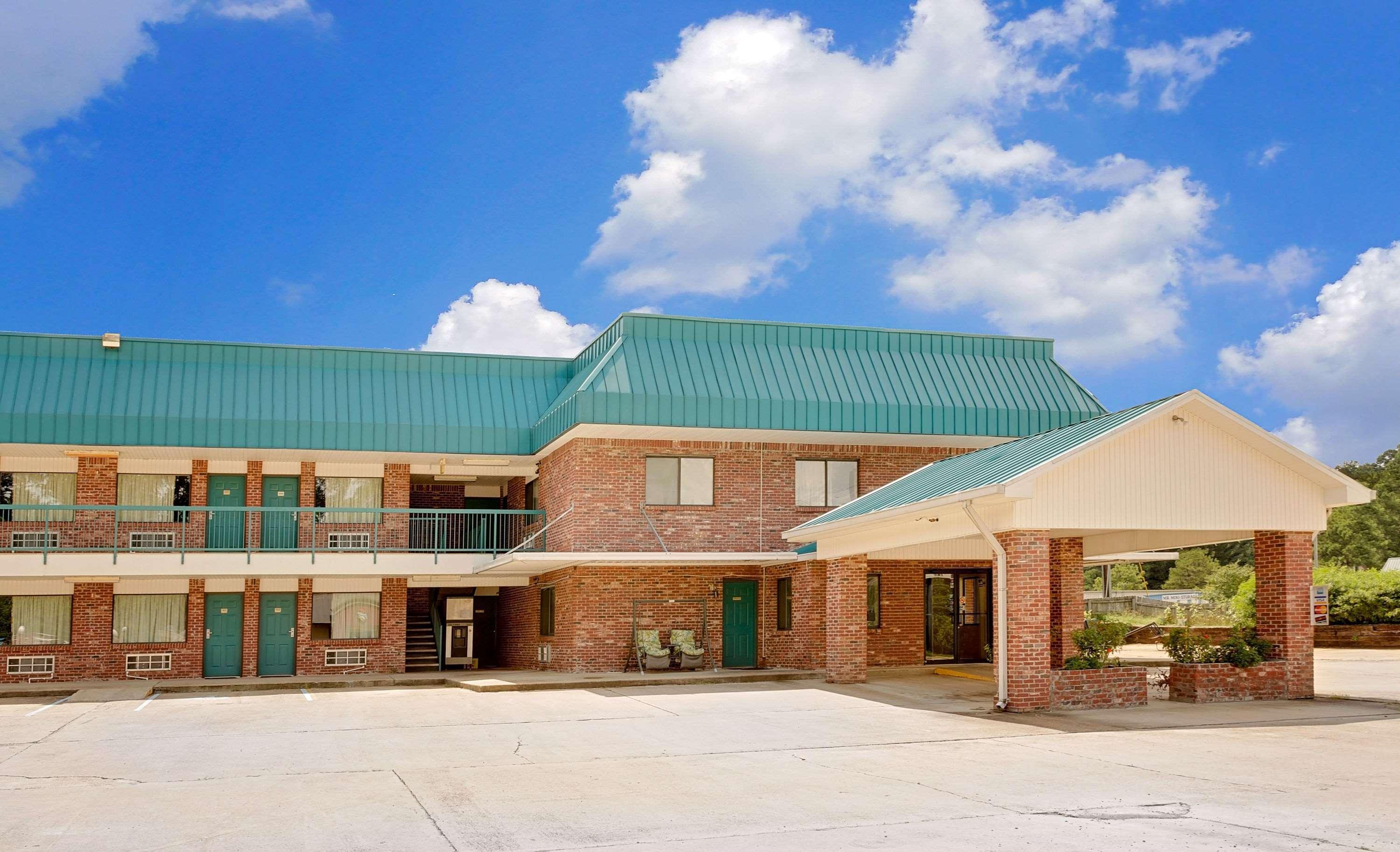 ซูเปอร์ 8 บาย วินด์แฮม โคเซียสโก Motel Kosciusko ภายนอก รูปภาพ