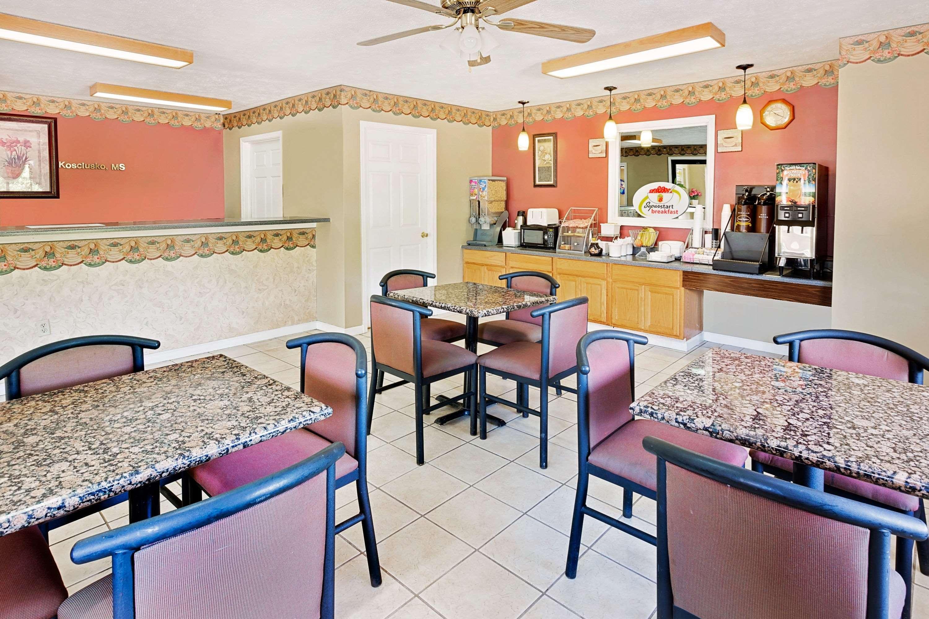 ซูเปอร์ 8 บาย วินด์แฮม โคเซียสโก Motel Kosciusko ภายนอก รูปภาพ
