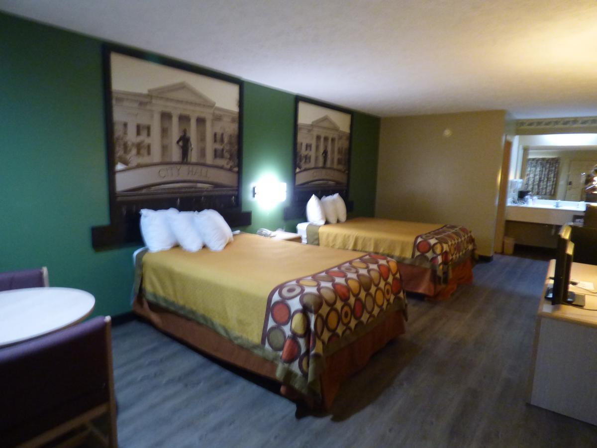 ซูเปอร์ 8 บาย วินด์แฮม โคเซียสโก Motel Kosciusko ภายนอก รูปภาพ